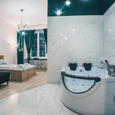 Yourapart Starowka Z Jacuzzi شقة *