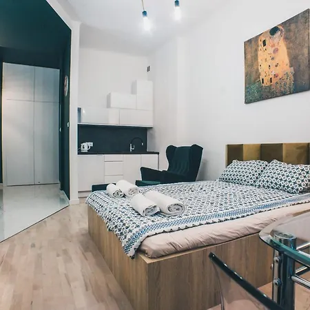 Yourapart Starówka Z Jacuzzi * Warszawa