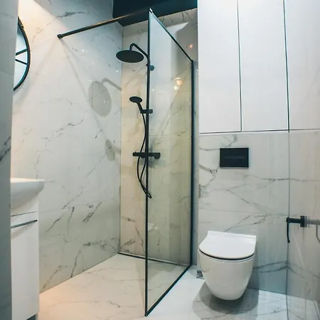 Yourapart Starówka Z Jacuzzi Apartamento *