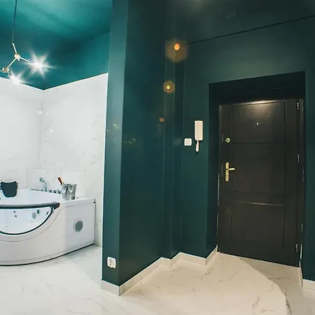 Yourapart Starówka Z Jacuzzi Warszawa