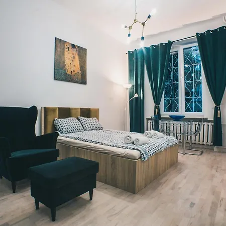 Apartment Yourapart Starowka Z Jacuzzi *