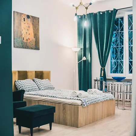 Yourapart Starówka Z Jacuzzi Warszawa