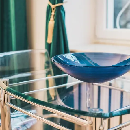 Apartment Yourapart Starowka Z Jacuzzi Warsaw