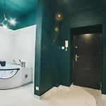 Yourapart Starowka Z Jacuzzi وارسو