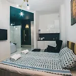 شقة Yourapart Starowka Z Jacuzzi